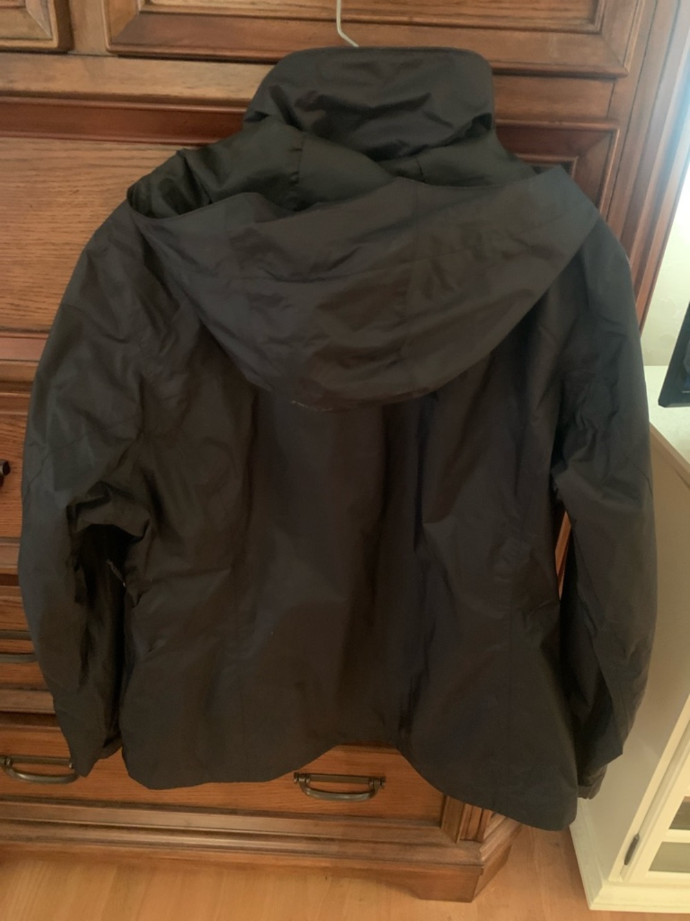 Columbia Black Women's Waterproof Hooded Jacket - Picture 5 of 5